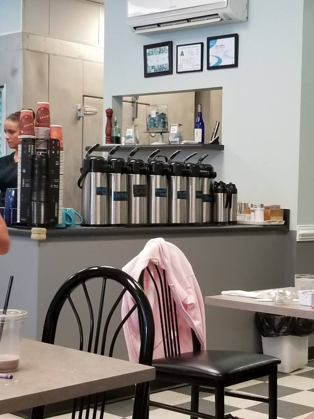 Sea Glass Cafe | restaurant | 1803 S Glenburnie Rd, New Bern, NC 28562, USA | 2526341808 OR +1 252-634-1808