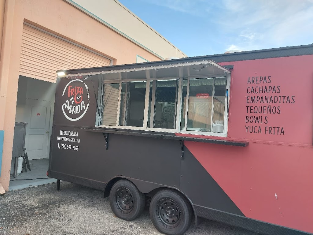 Frita o Asada -Arepa Bar- Food Truck | restaurant | 8232 NW South River Dr, Medley, FL 33166, USA | 7865997062 OR +1 786-599-7062