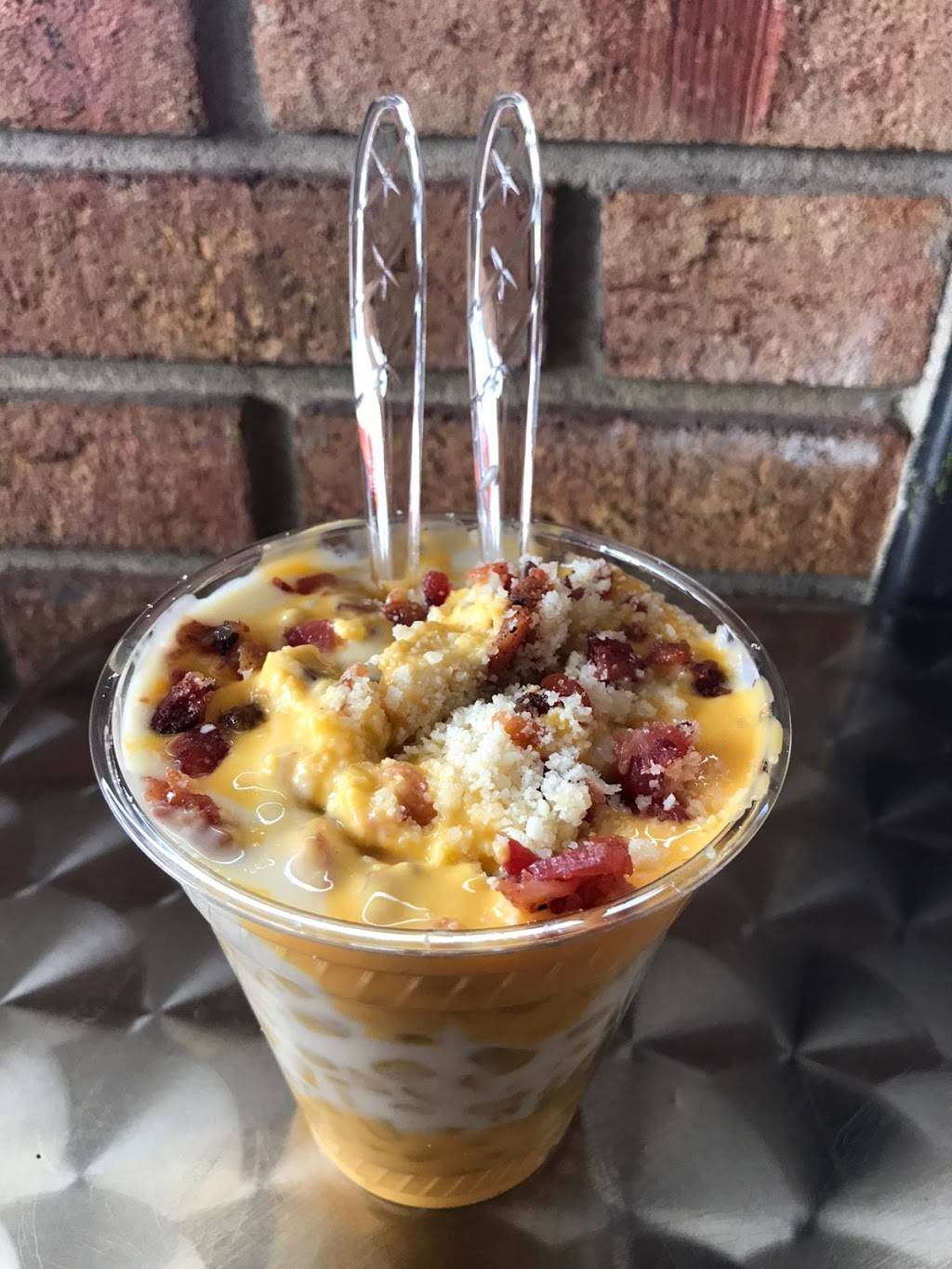 Tropical Burger | restaurant | 207 NE Main St, Easley, SC 29640, USA | 8646448973 OR +1 864-644-8973