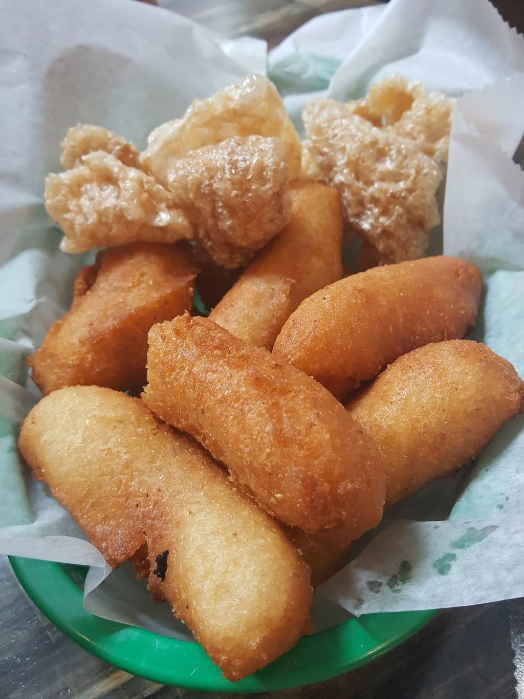 Clyde Coopers Barbeque | restaurant | 327 S Wilmington St, Raleigh, NC 27601, USA | 9198327614 OR +1 919-832-7614