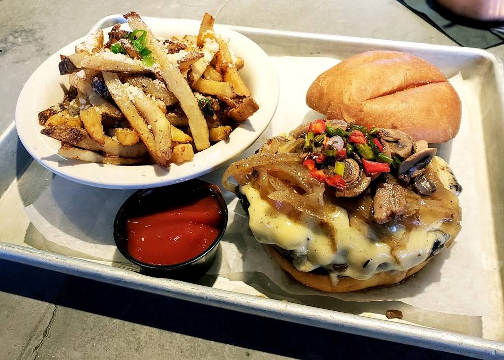 The Blind Rabbit | restaurant | 311 3rd St N #107, Jacksonville Beach, FL 32250, USA | 9045955915 OR +1 904-595-5915