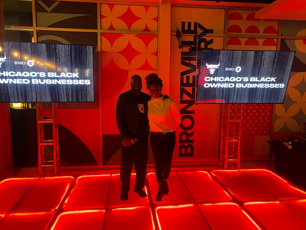 Bronzeville Winery | restaurant | 4420 S Cottage Grove Ave, Chicago, IL 60653, USA | 8722447065 OR +1 872-244-7065