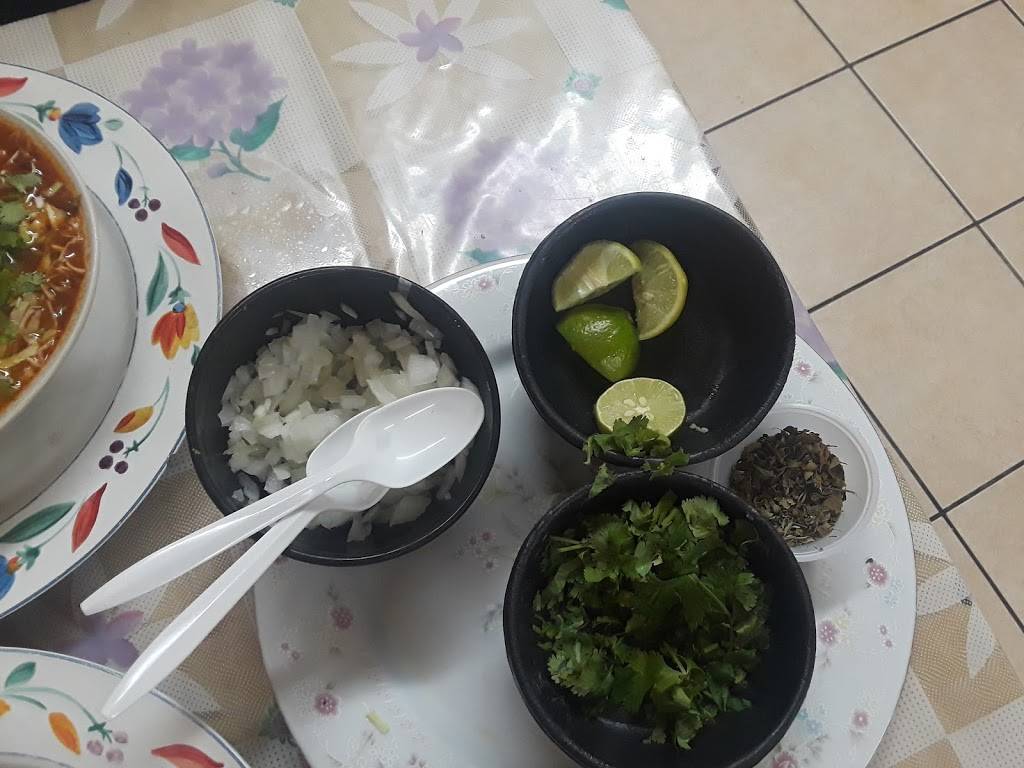 Nayarit 2 | restaurant | Av Gpe. Victoria 219, Independencia, 22840 Ensenada, B.C., Mexico | 016461761527 OR +52 646 176 1527