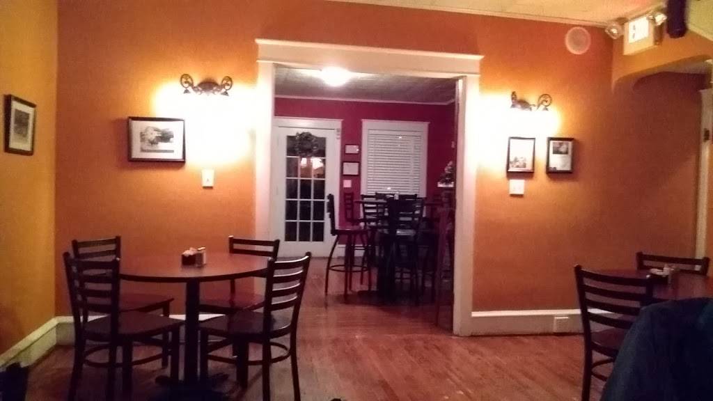 White Swan | restaurant | 1264 E Newport Rd, Lititz, PA 17543, USA | 7176264444 OR +1 717-626-4444