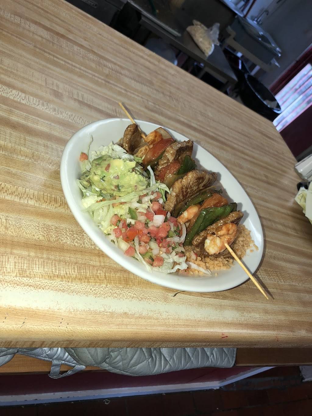 Las Palmas Mexican Grill | restaurant | 5115 Tammy Little Dr, Section, AL 35771, USA | 2562283323 OR +1 256-228-3323