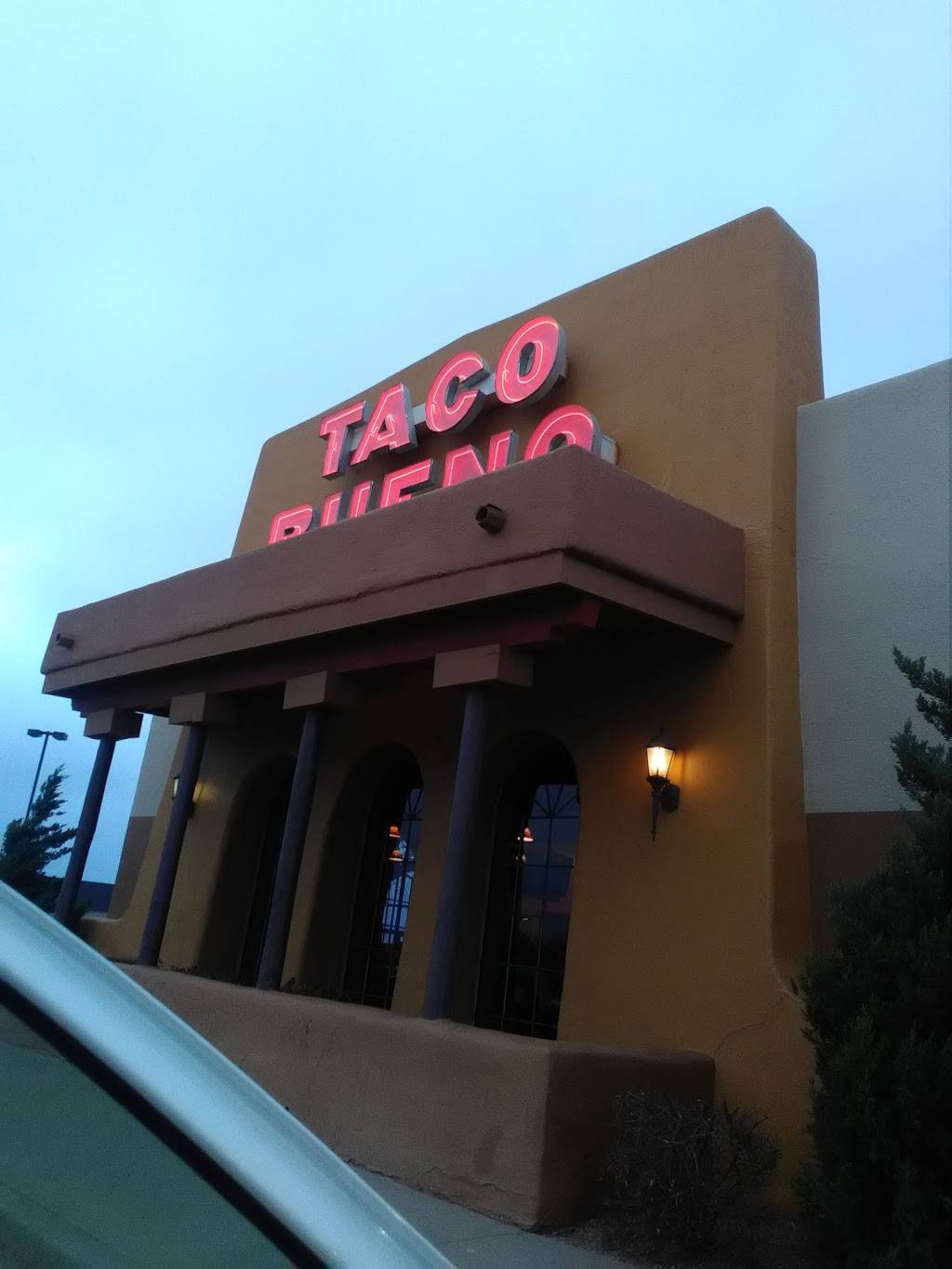 Taco Bueno | restaurant | 1810 N Elm Pl, Broken Arrow, OK 74012, USA | 9182586464 OR +1 918-258-6464