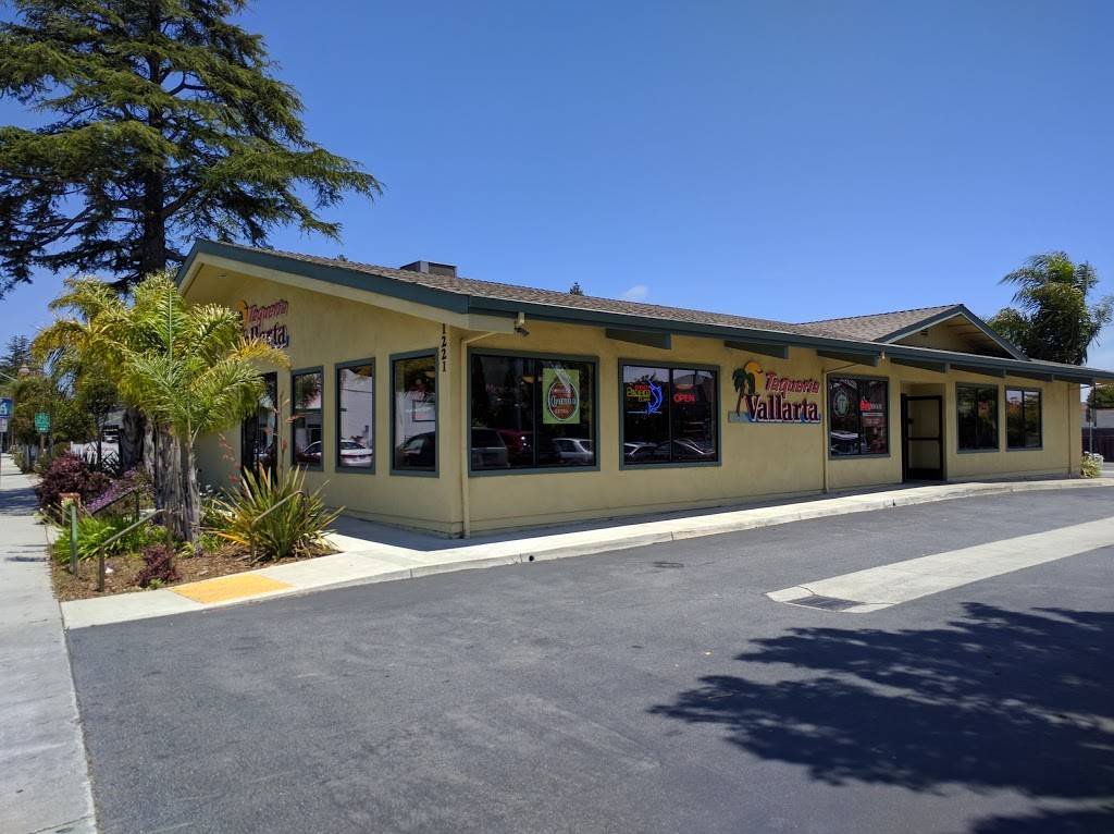 Taqueria Vallarta | restaurant | 1221 Mission St, Santa Cruz, CA 95060, USA | 8314267240 OR +1 831-426-7240