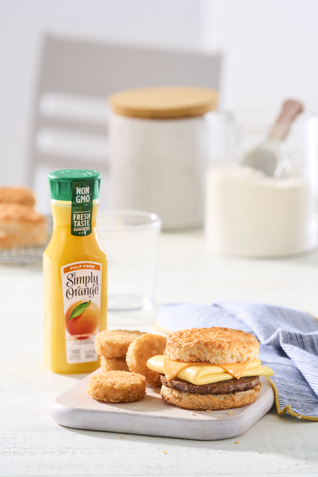 Bojangles | restaurant | 3551 Austin Peay Hwy, Memphis, TN 38128, USA | 9013725289 OR +1 901-372-5289