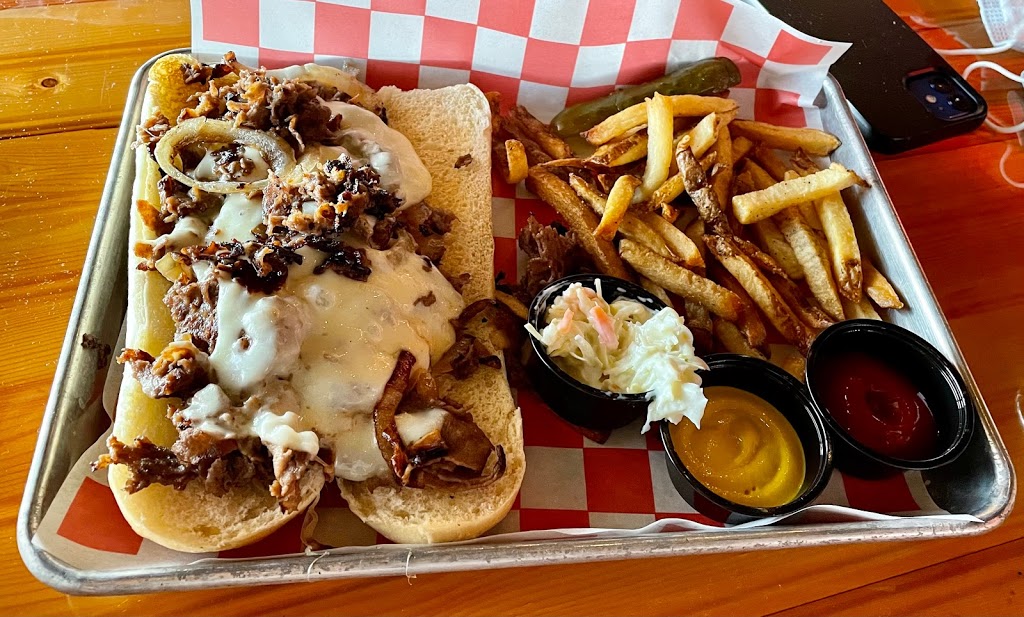 Holy Mackerel Brewery | restaurant | 1414 NE 26th St, Wilton Manors, FL 33305, USA | 9543063458 OR +1 954-306-3458