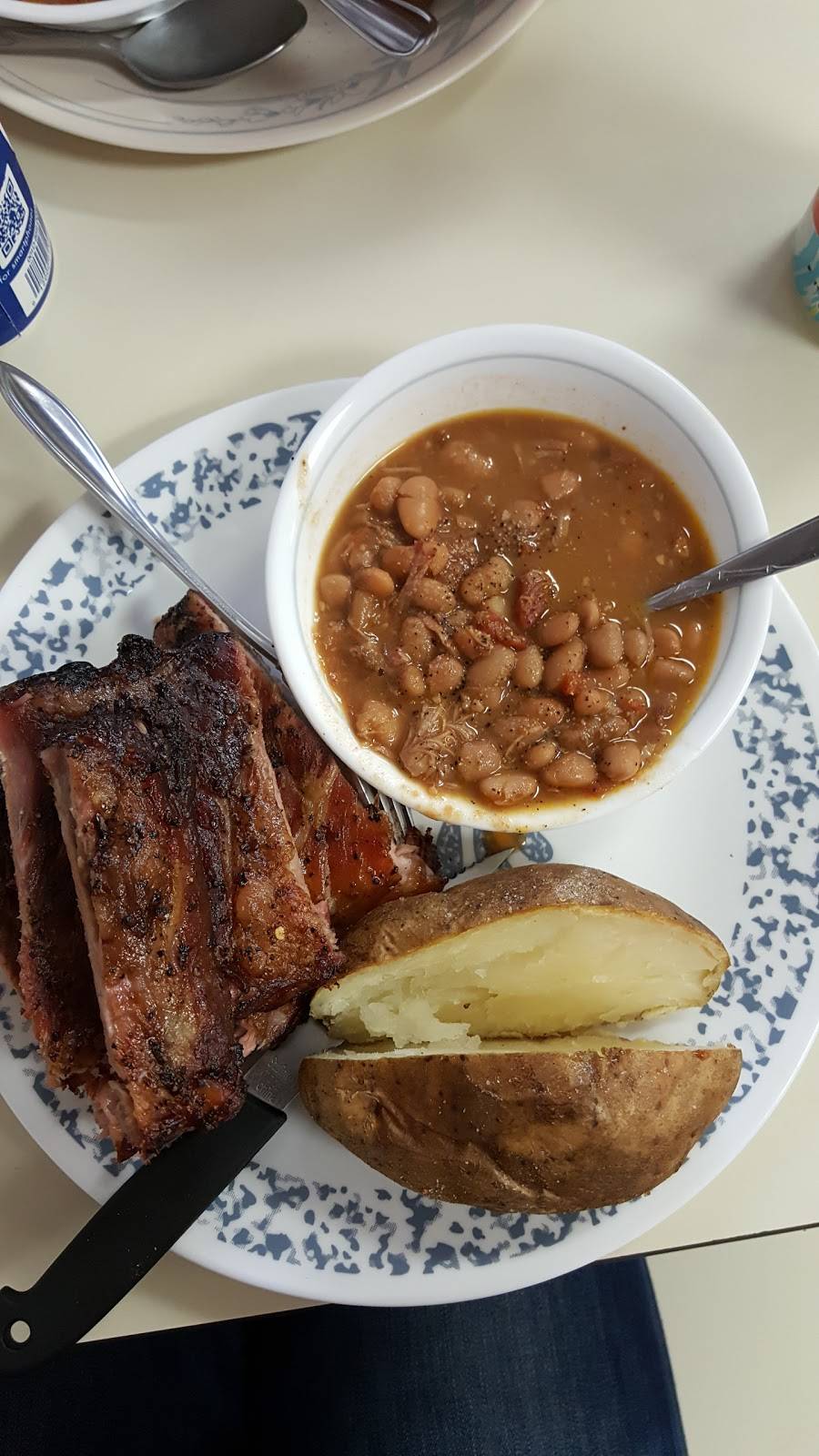 2 Buds BBQ | restaurant | 592 Antelope Blvd, Red Bluff, CA 96080, USA | 5305280799 OR +1 530-528-0799