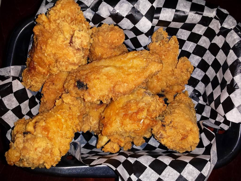 Abbey Road Pub & Patio | restaurant | 3200 Erin Mills Pkwy, Mississauga, ON L5L 1W8, Canada | 9056089603 OR +1 905-608-9603