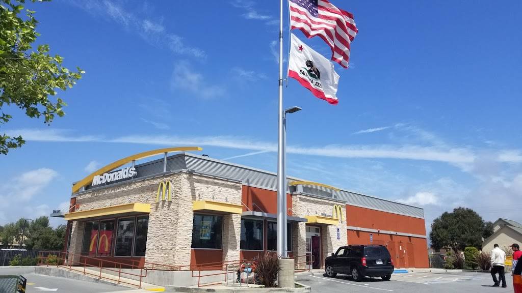 McDonalds | cafe | 190 Main St, Watsonville, CA 95076, USA | 8317688540 OR +1 831-768-8540