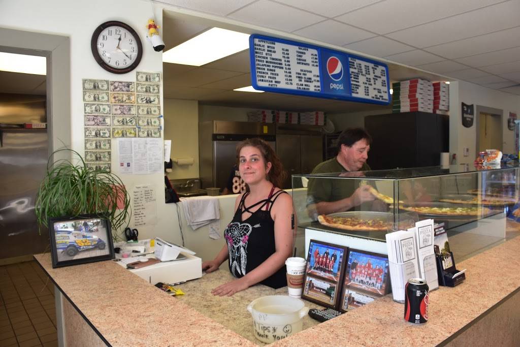 Village Pizza | restaurant | Altamont, NY 12009, USA | 5188611097 OR +1 518-861-1097