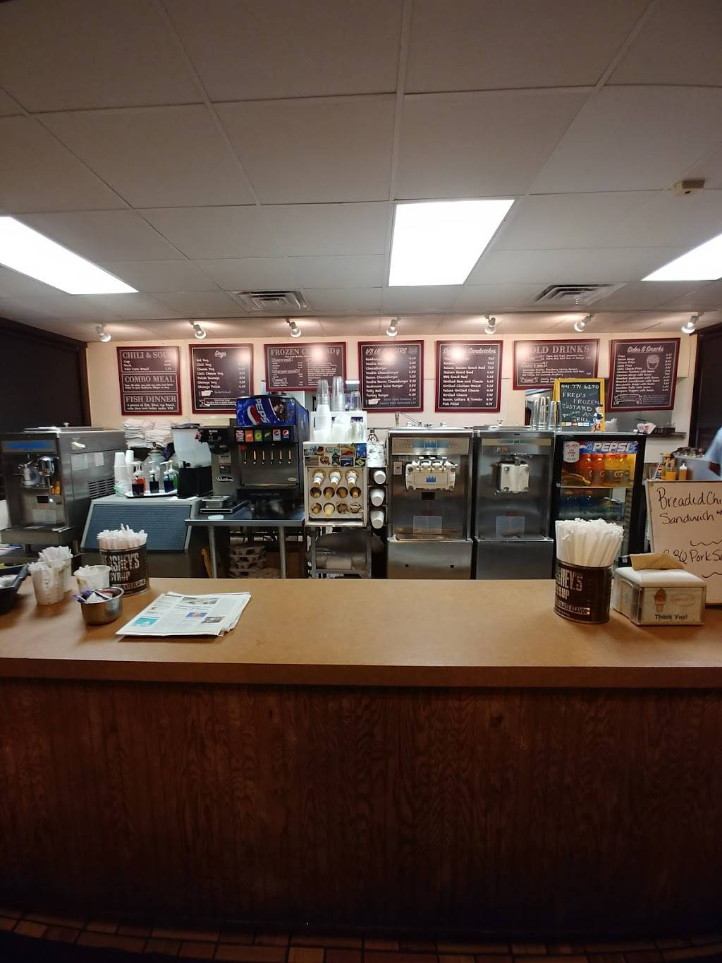 Freds Frozen Custard & Grill | restaurant | 4726 W Vliet St, Milwaukee, WI 53208, USA | 4147716270 OR +1 414-771-6270