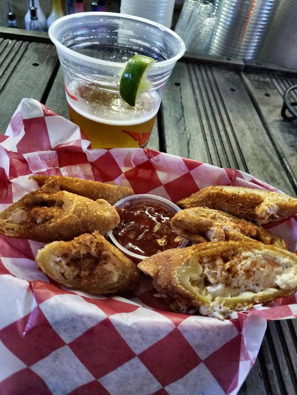 Hard Yacht Cafe | restaurant | 8500 Cove Rd, Dundalk, MD 21222, USA | 4434070038 OR +1 443-407-0038