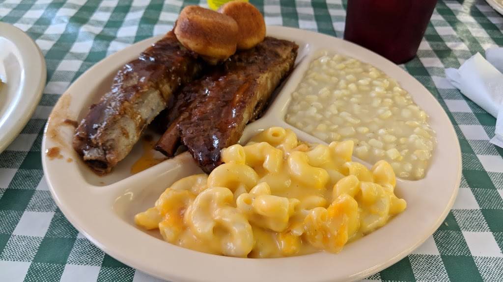 Dots Restaurant | restaurant | 18152 AL-20, Hillsboro, AL 35643, USA | 2566378002 OR +1 256-637-8002