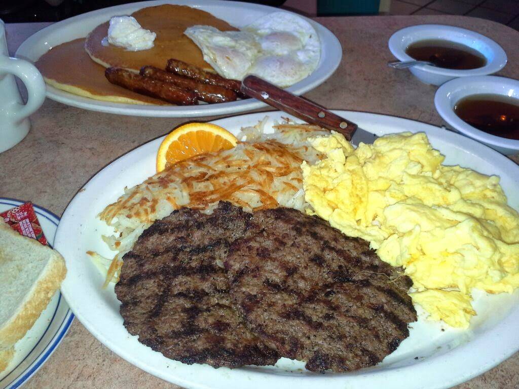 Louis Burgers | restaurant | 44328 10th St W, Lancaster, CA 93534, USA | 6619487865 OR +1 661-948-7865