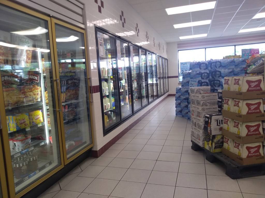 Family Express | restaurant | 1901 Burlington Beach Rd, Valparaiso, IN 46383, USA | 2194629797 OR +1 219-462-9797