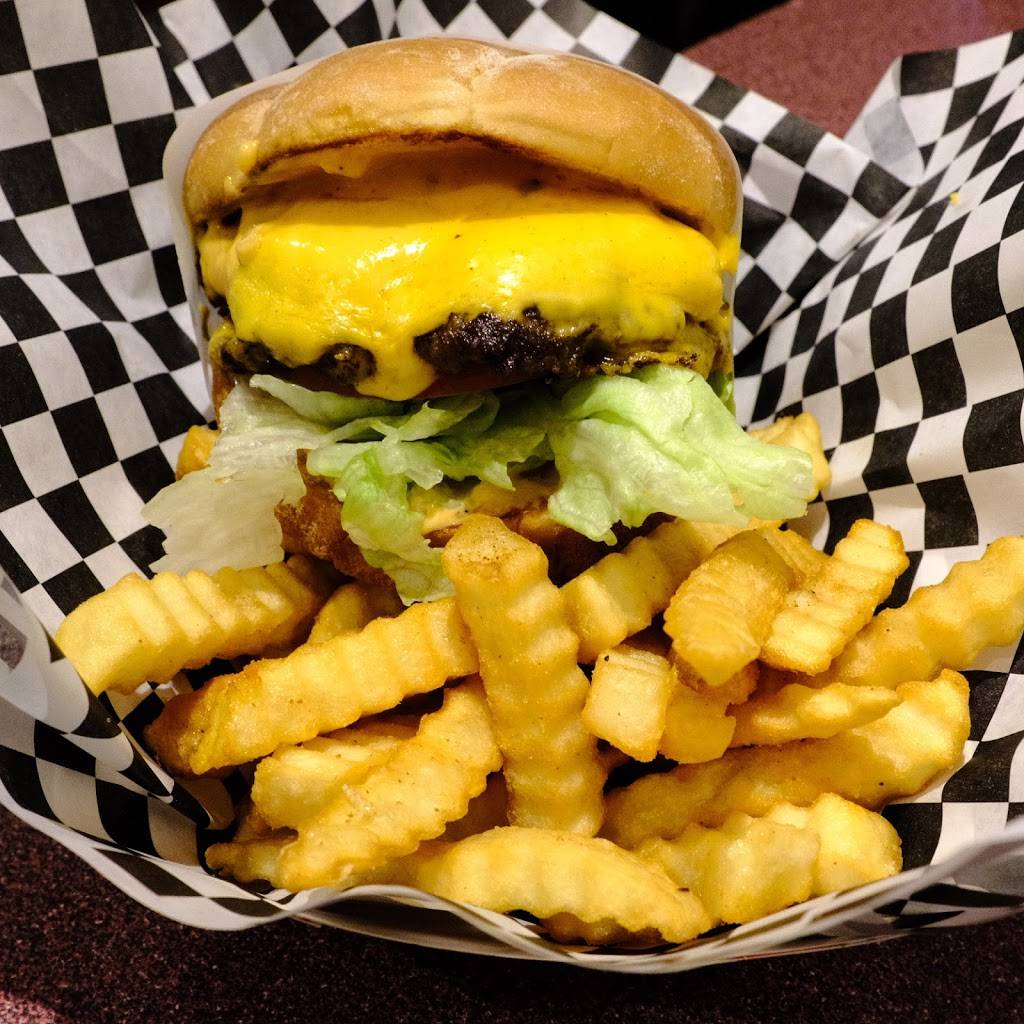 Daddy O’s Rockin Cafe | restaurant | 228 N 2nd Ave, Upland, CA 91786, USA | 9098161950 OR +1 909-816-1950