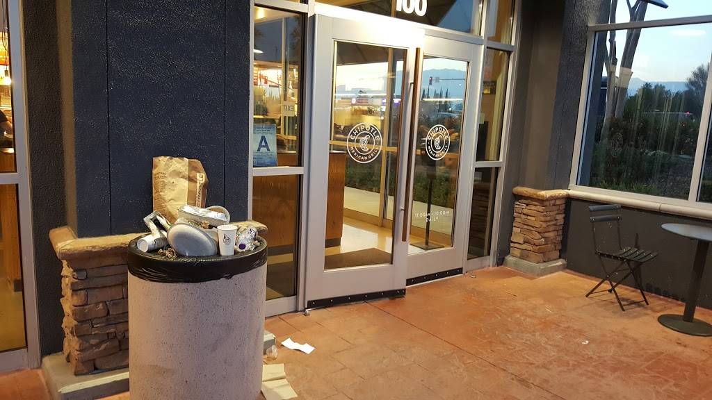 Chipotle Mexican Grill | restaurant | 10515 Sierra Ave D, Fontana, CA 92337, USA | 9093490242 OR +1 909-349-0242