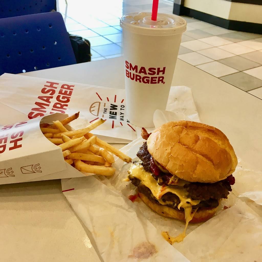 Smashburger | restaurant | 8000 Essington Ave Terminal A West, Philadelphia, PA 19153, USA | 3036331500 OR +1 303-633-1500