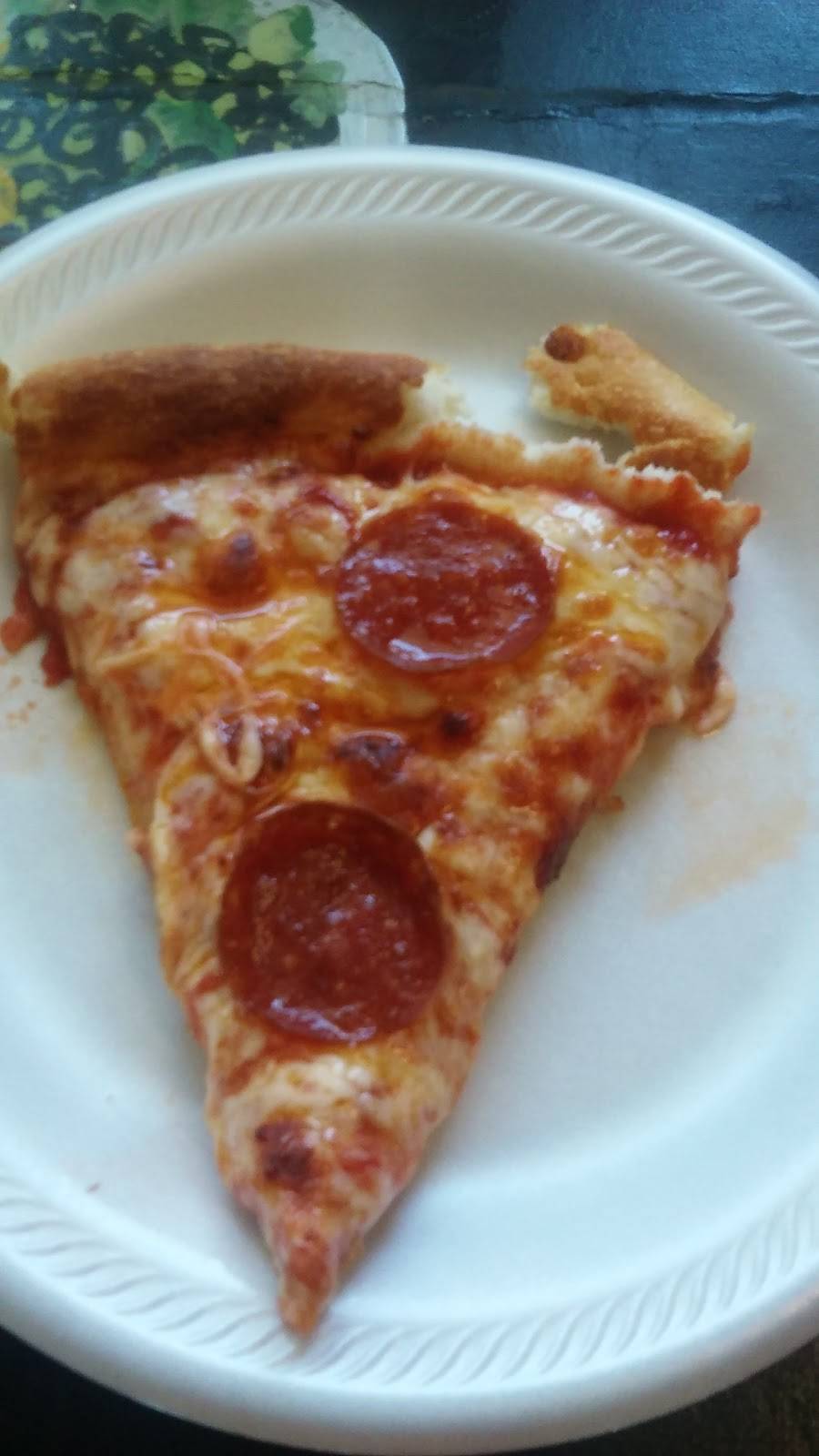 Da Vincis Pizza | restaurant | 374 S Main St, Akron, OH 44311, USA | 3302535555 OR +1 330-253-5555