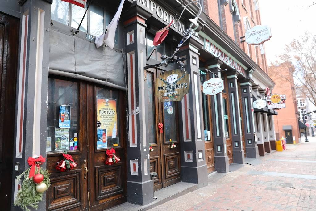 Famous Saloon | restaurant | 110 2nd Ave N, Nashville, TN 37201, USA | 6159335000 OR +1 615-933-5000