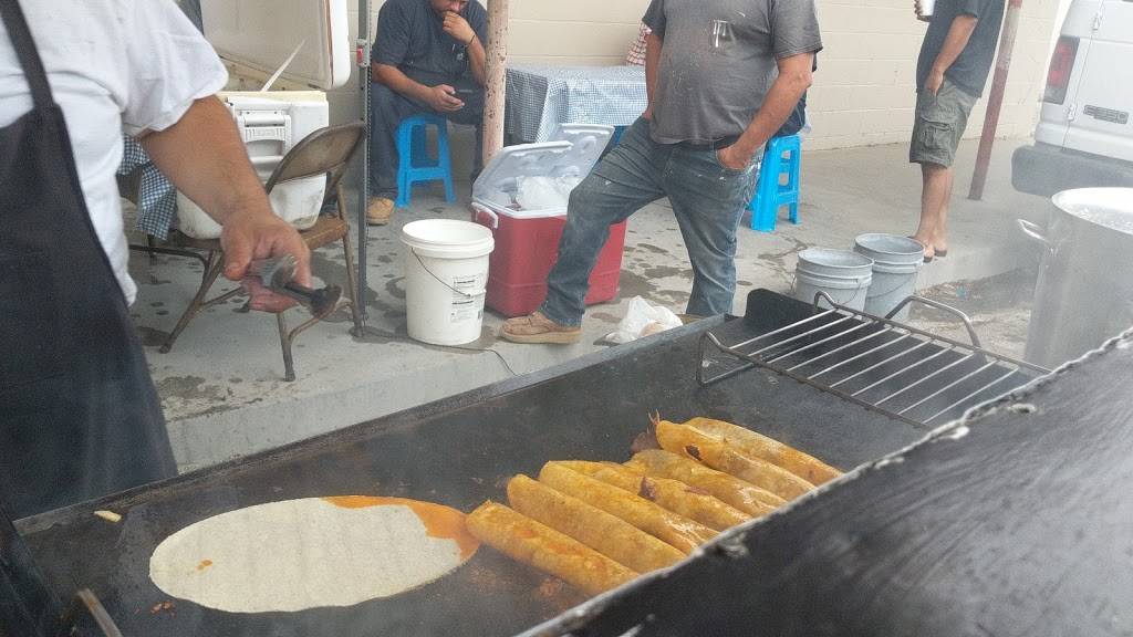 Gilberto’s Taquiza | restaurant | 15980 Francisquito Ave, La Puente, CA 91744, USA | 6262362494 OR +1 626-236-2494