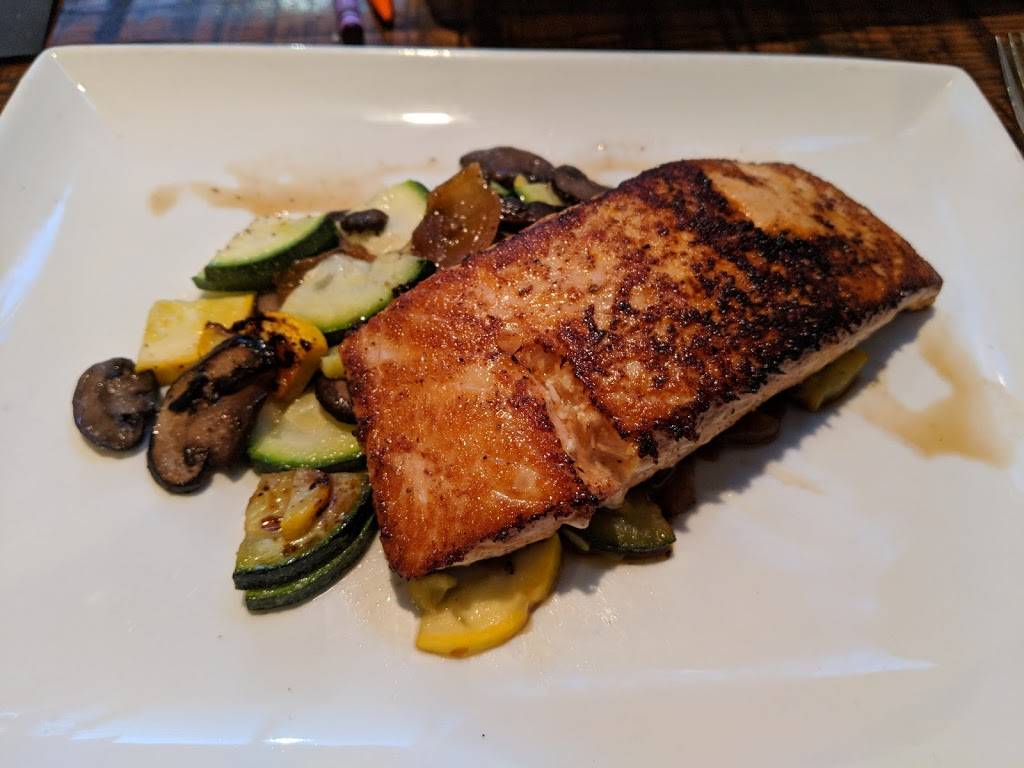 WZ Tavern East Cobb | restaurant | 3052 Shallowford Rd, Marietta, GA 30062, USA | 7709773712 OR +1 770-977-3712