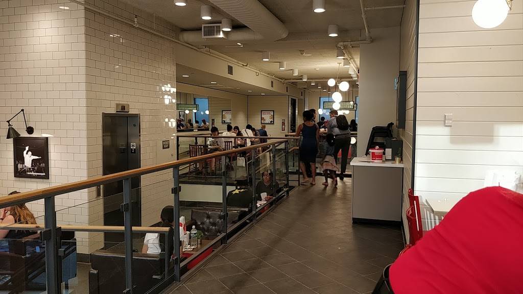 Chick-fil-A | restaurant | 1536 3rd Ave, New York, NY 10028, USA | 2124107500 OR +1 212-410-7500