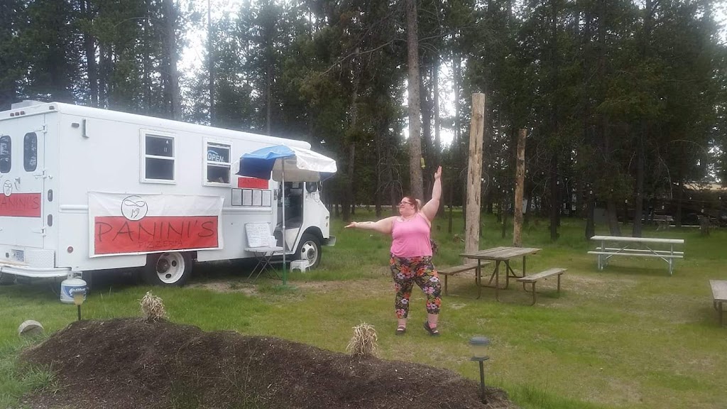 Trinitys Pizzeria | restaurant | 52510 US-97, La Pine, OR 97739, USA | 5413069345 OR +1 541-306-9345