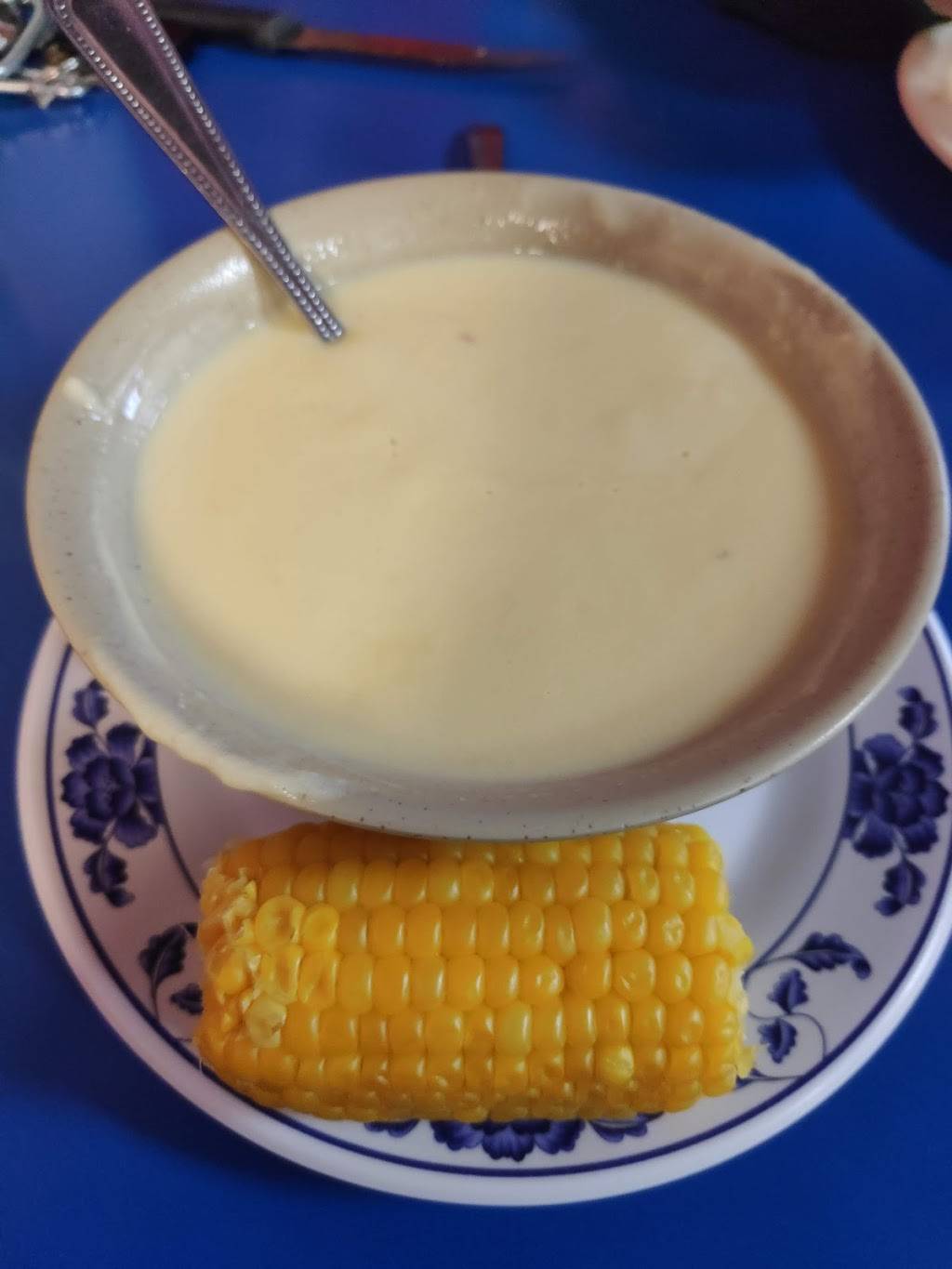 Divino Salvador | restaurant | 5816 York Blvd, Los Angeles, CA 90042, USA | 3232573468 OR +1 323-257-3468