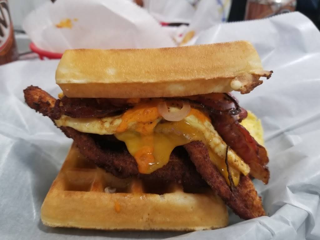 Action Burger | restaurant | 292 Graham Ave, Brooklyn, NY 11211, USA | 7185994376 OR +1 718-599-4376