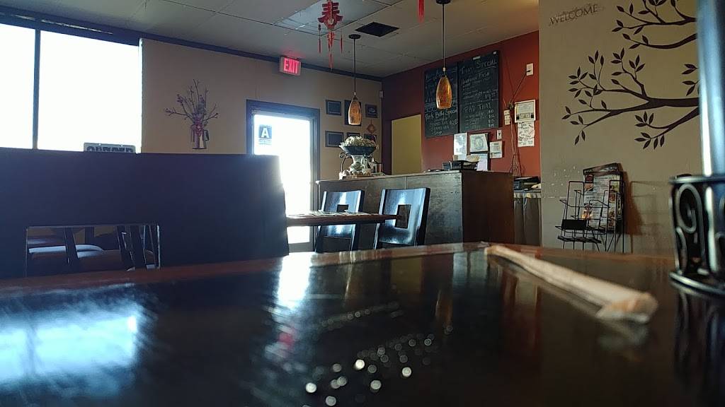 Maui Pho Too - Fusion Grill | restaurant | 1004 High St, Delano, CA 93215, USA | 6617257888 OR +1 661-725-7888