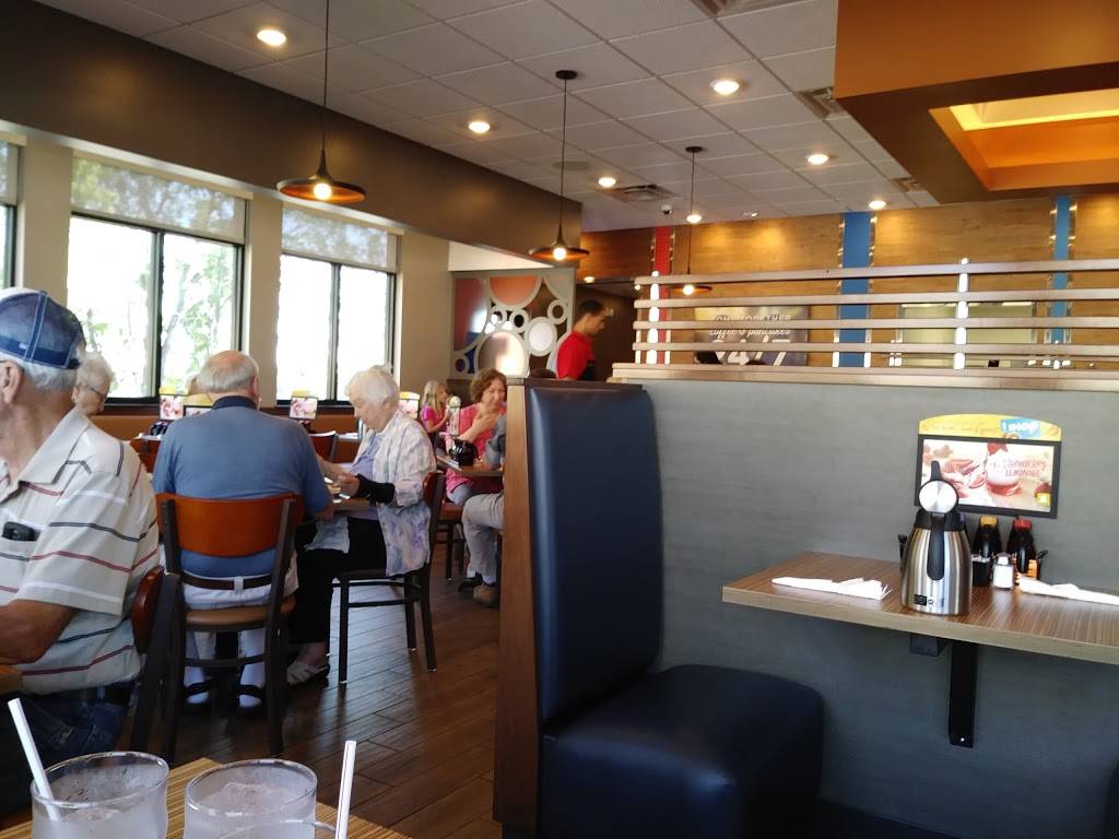 IHOP | restaurant | 1735 N Bishop Ave, Rolla, MO 65401, USA | 5733434442 OR +1 573-343-4442