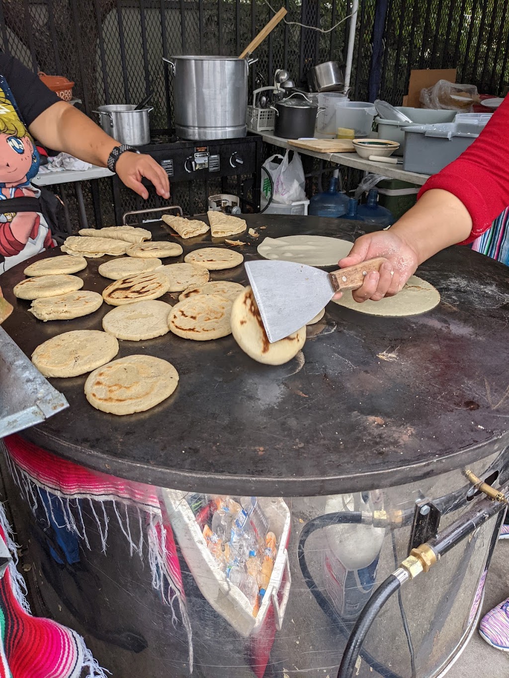 Las Cazuelas | restaurant | 745 50th Ave, Oakland, CA 94601, USA | 5103628777 OR +1 510-362-8777