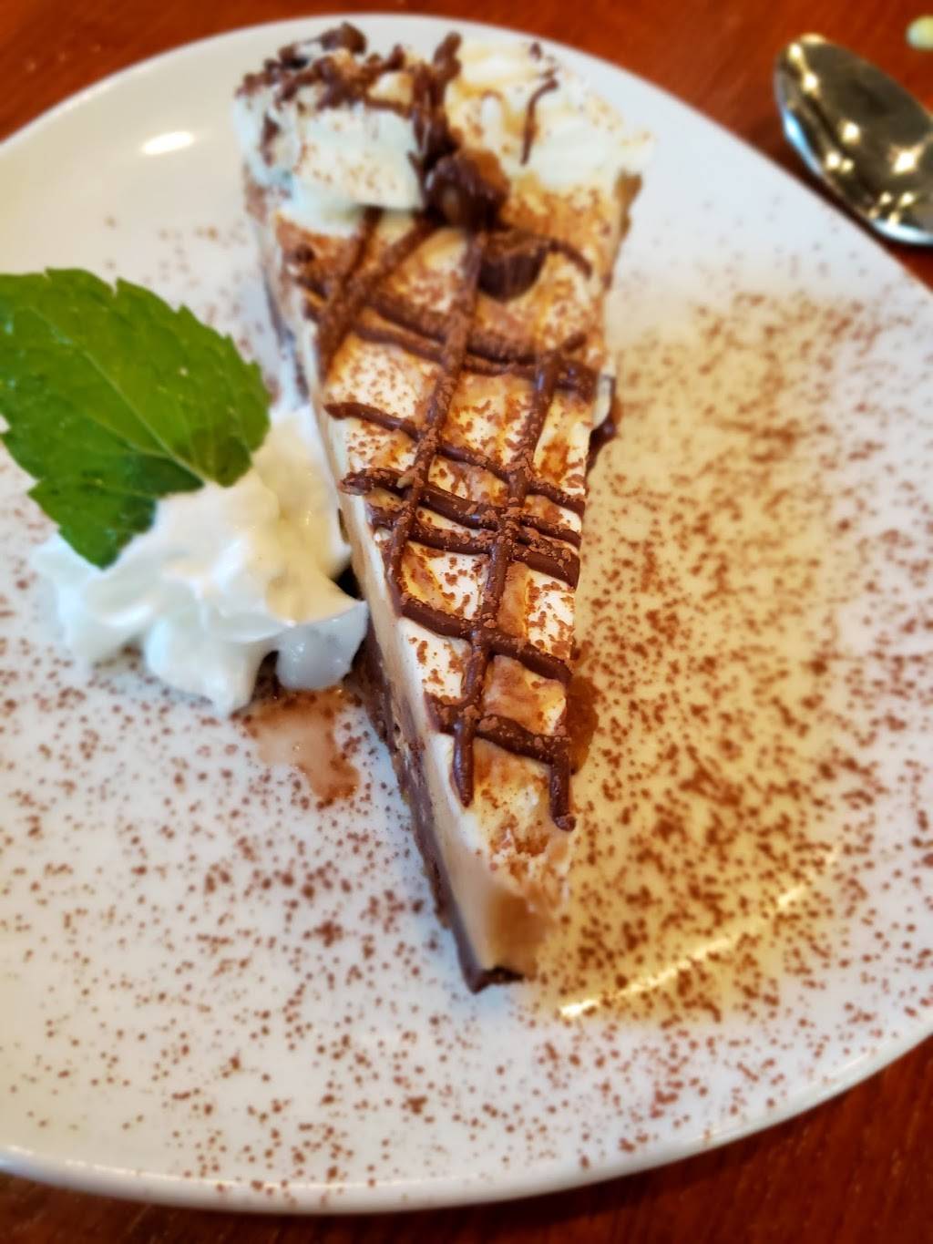 Fieldstone Grill | restaurant | 3970 W Centre Ave, Portage, MI 49024, USA | 2693218480 OR +1 269-321-8480