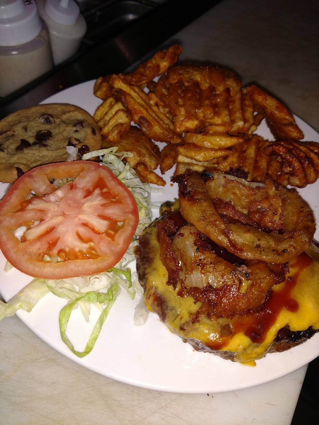 TinCAN Roadhouse | restaurant | 20715 Durand Ave, Union Grove, WI 53182, USA | 2628783033 OR +1 262-878-3033