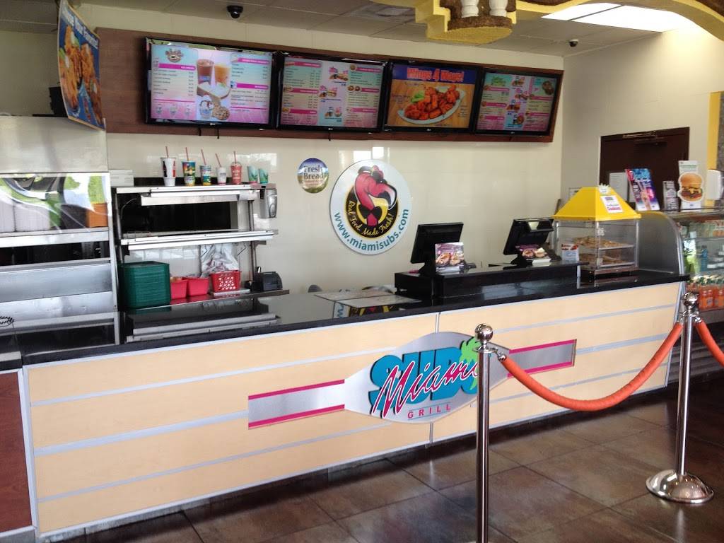 Miami Subs Grill | restaurant | 5001 N University Dr, Lauderhill, FL 33351, USA | 9547480900 OR +1 954-748-0900