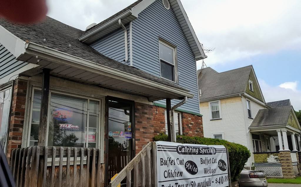 Robbins Pizza | restaurant | 623 Robbins Ave, Niles, OH 44446, USA | 3305053663 OR +1 330-505-3663