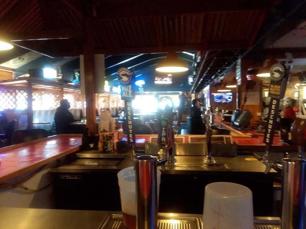 Clamity Jaes | restaurant | 10805 NE Halsey St, Portland, OR 97220, USA | 5032574939 OR +1 503-257-4939