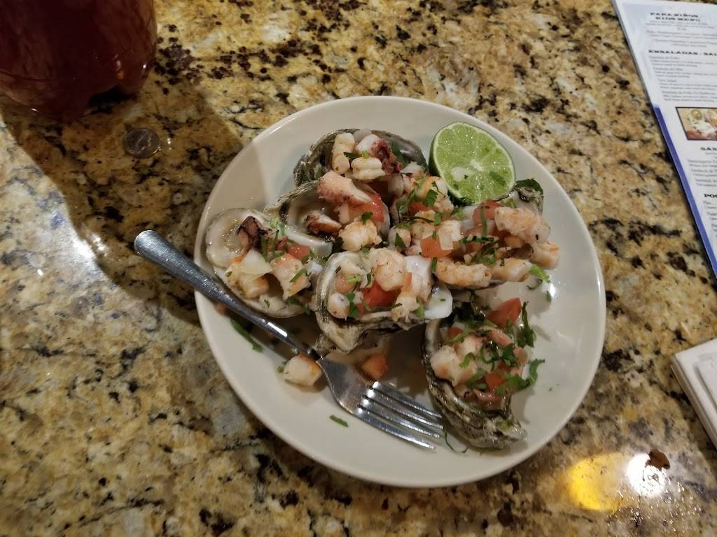 Mariscos El Amigo | restaurant | 2184 W Lake St, Hanover Park, IL 60133, USA | 6307369694 OR +1 630-736-9694