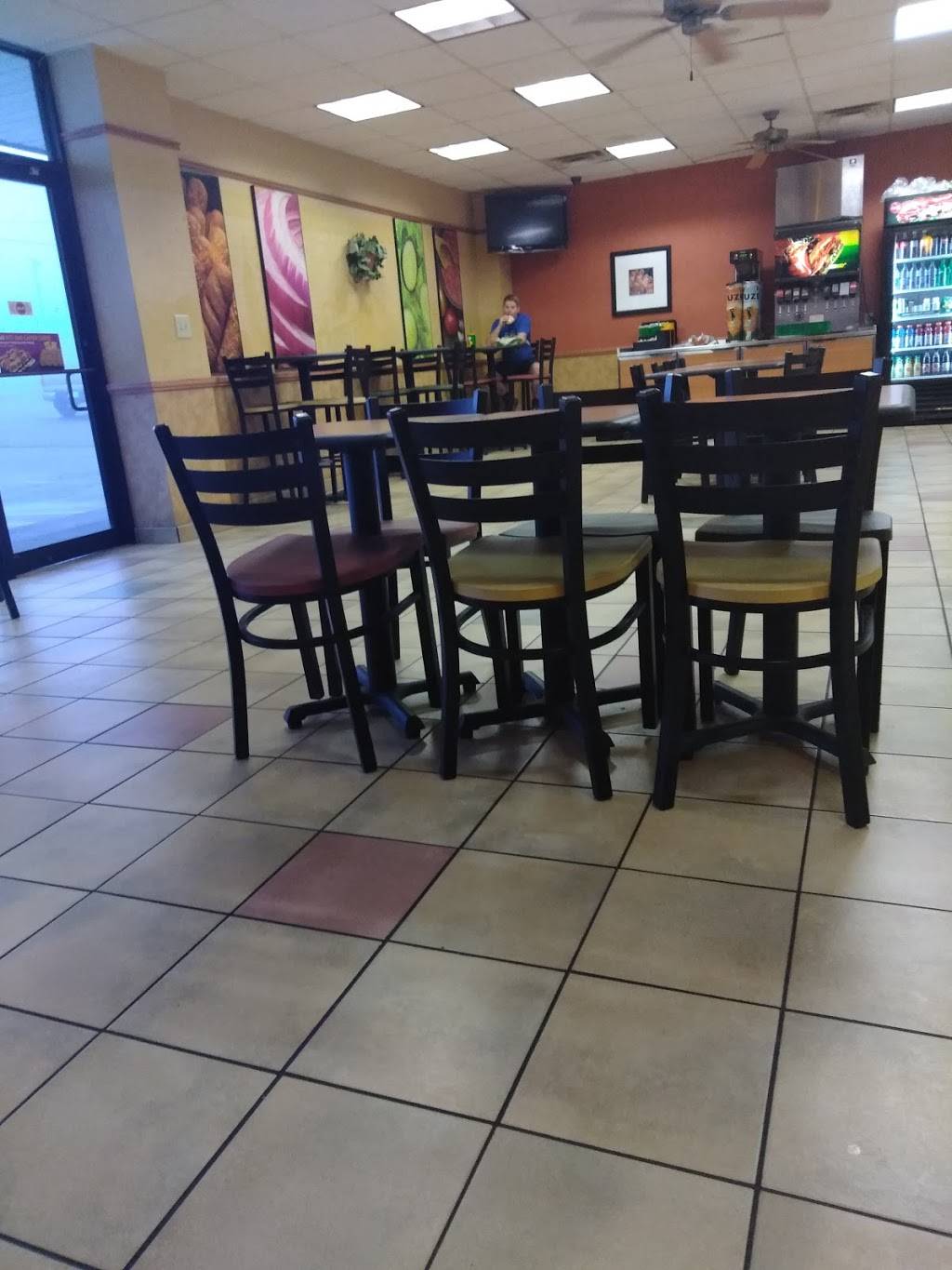 Subway | meal takeaway | 10 Allen Chapel Rd, Batesville, AR 72501, USA | 8702513636 OR +1 870-251-3636