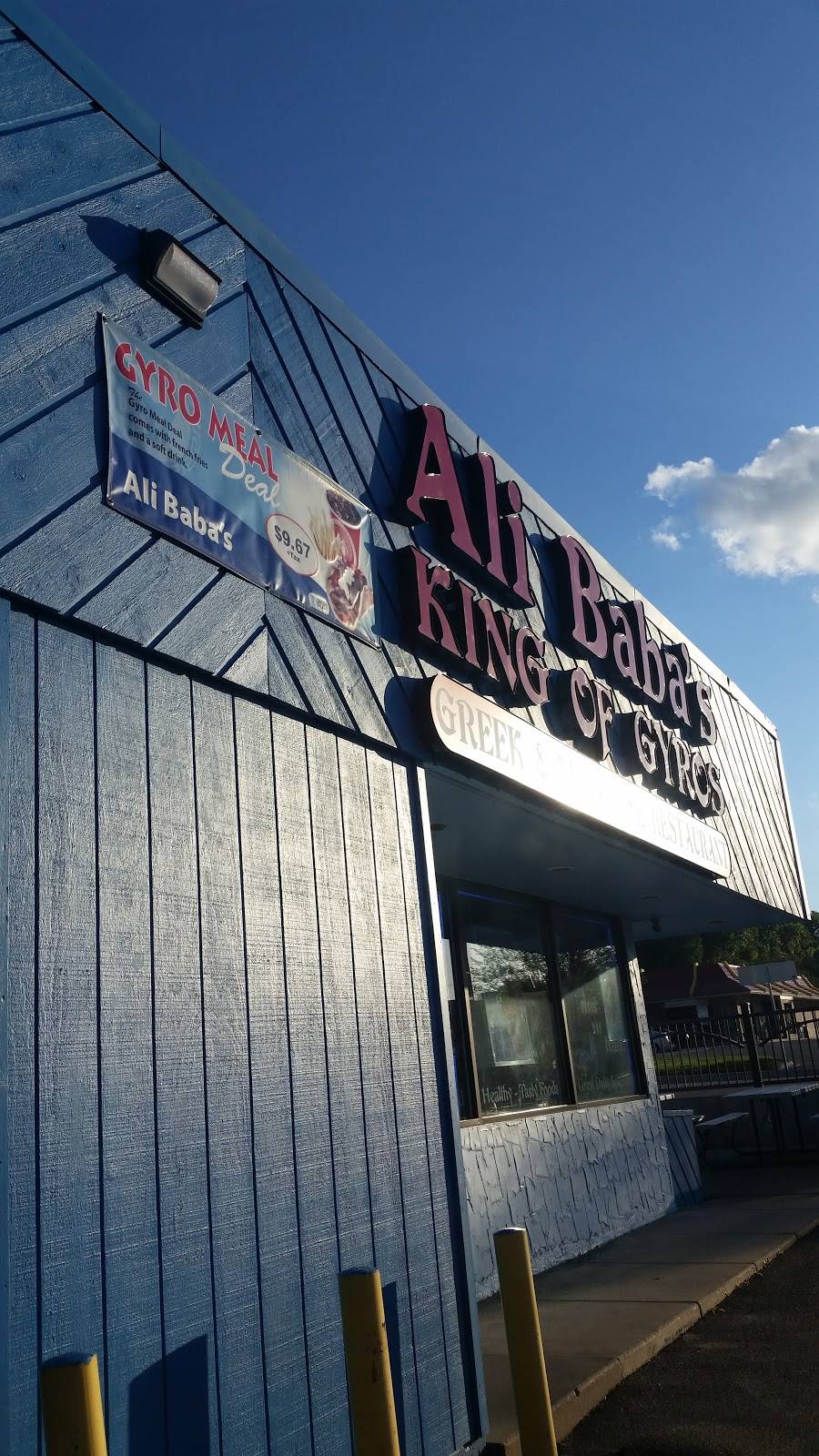 Ali Babas King of Gyros | restaurant | 1264 S Robert St, West St Paul, MN 55118, USA | 6515529660 OR +1 651-552-9660