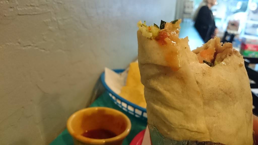 Karlitas Taco Place | restaurant | 512 Woodside Rd, Redwood City, CA 94061, USA | 6503648612 OR +1 650-364-8612