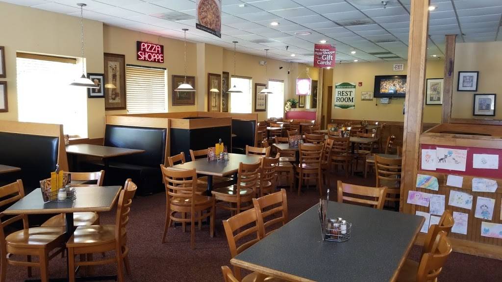 Pizza Shoppe | restaurant | 12750 Pflumm Rd, Olathe, KS 66062, USA | 9133977117 OR +1 913-397-7117