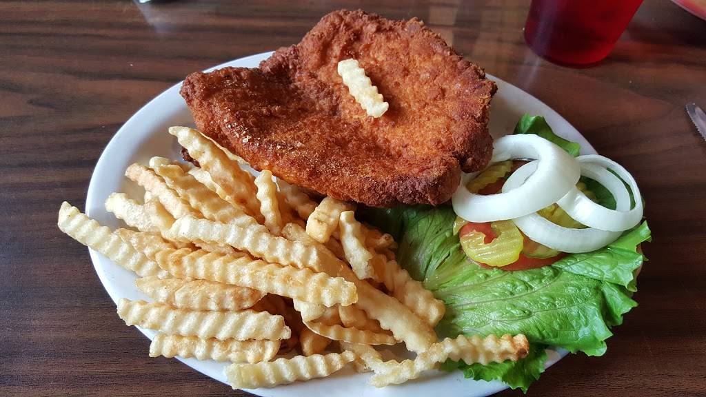 Uncle Ronnies | restaurant | 1201 Derek Lincoln Dr, West Burlington, IA 52655, USA | 3197527765 OR +1 319-752-7765