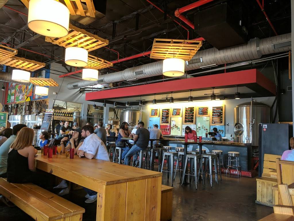 Braindead Brewing | restaurant | 2625 Main St, Dallas, TX 75226, USA | 2147490600 OR +1 214-749-0600