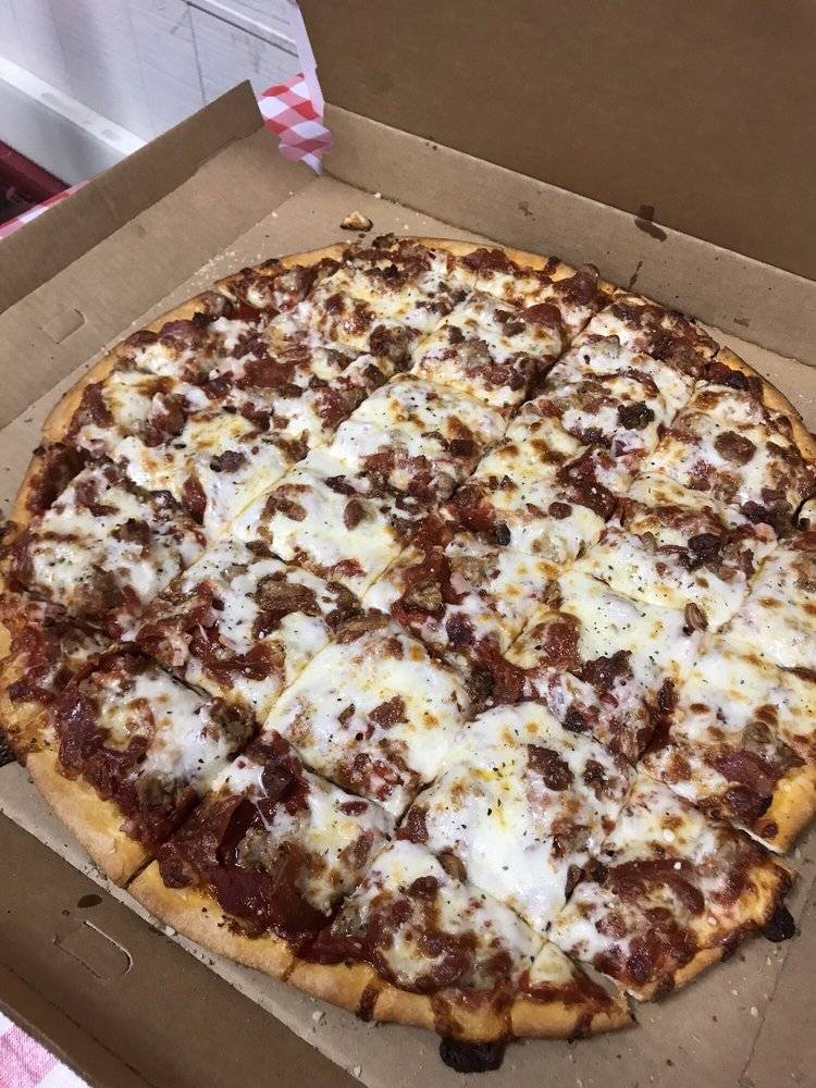 Village Pizza | restaurant | 616 University Ave, Madison, WI 53715, USA | 6082855956 OR +1 608-285-5956