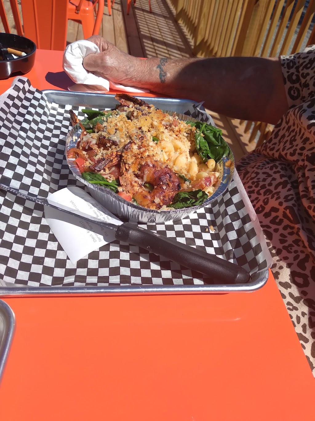 Spliffs Gastropub Bayard | restaurant | 14985 Old St Augustine Rd #108, Jacksonville, FL 32258, USA | 9043790636 OR +1 904-379-0636